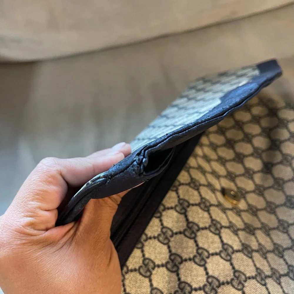 Vintage Gucci clutch - Picture 12 of 15